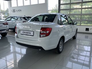 2025 Lada (ВАЗ) Granta I Рестайлинг, белый, 1077000 рублей, вид 5