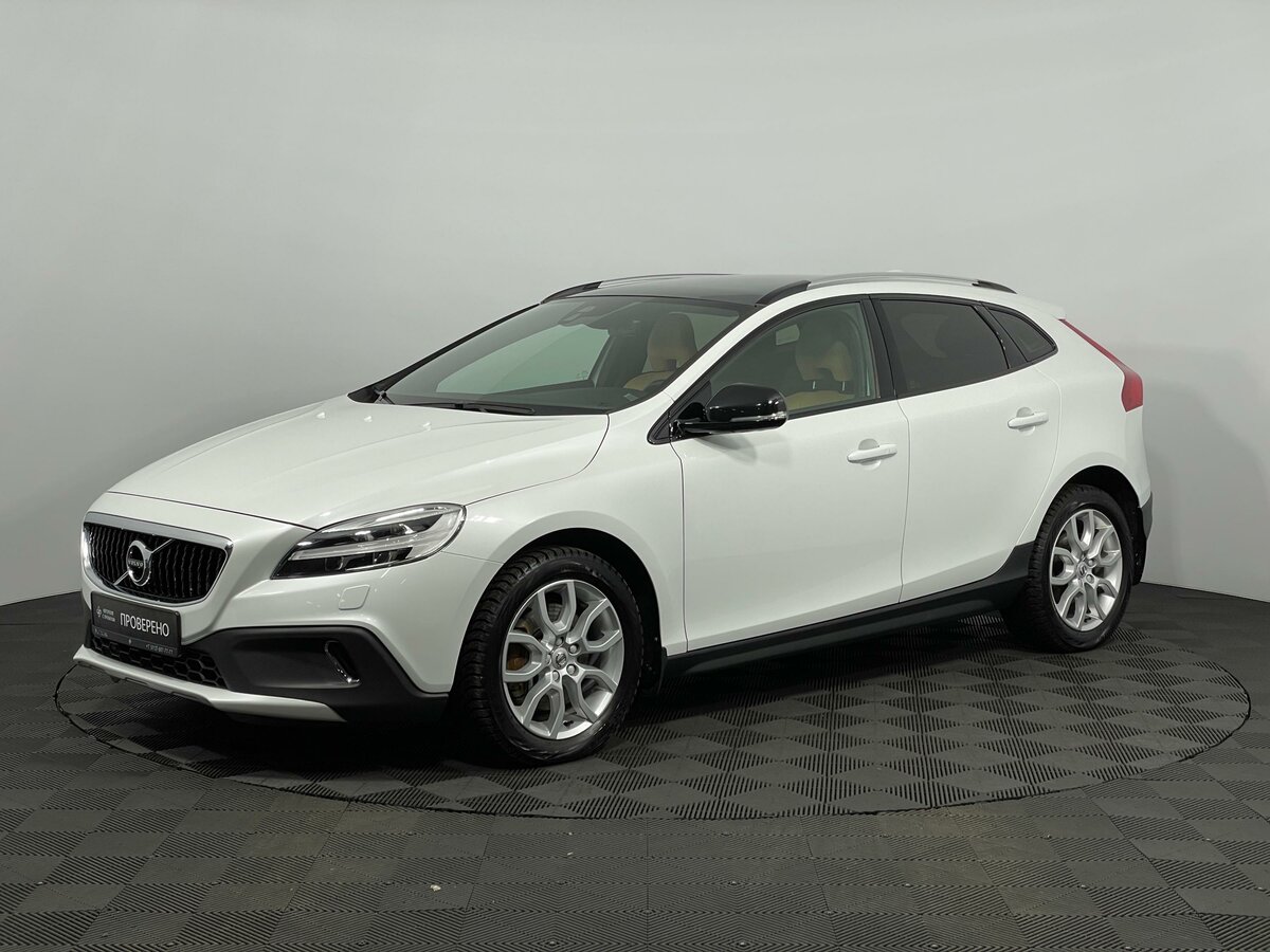Volvo v40 Cross Country панорамная крыша