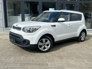 2017 Kia Soul II Рестайлинг, белый, 1270000 рублей, вид 1