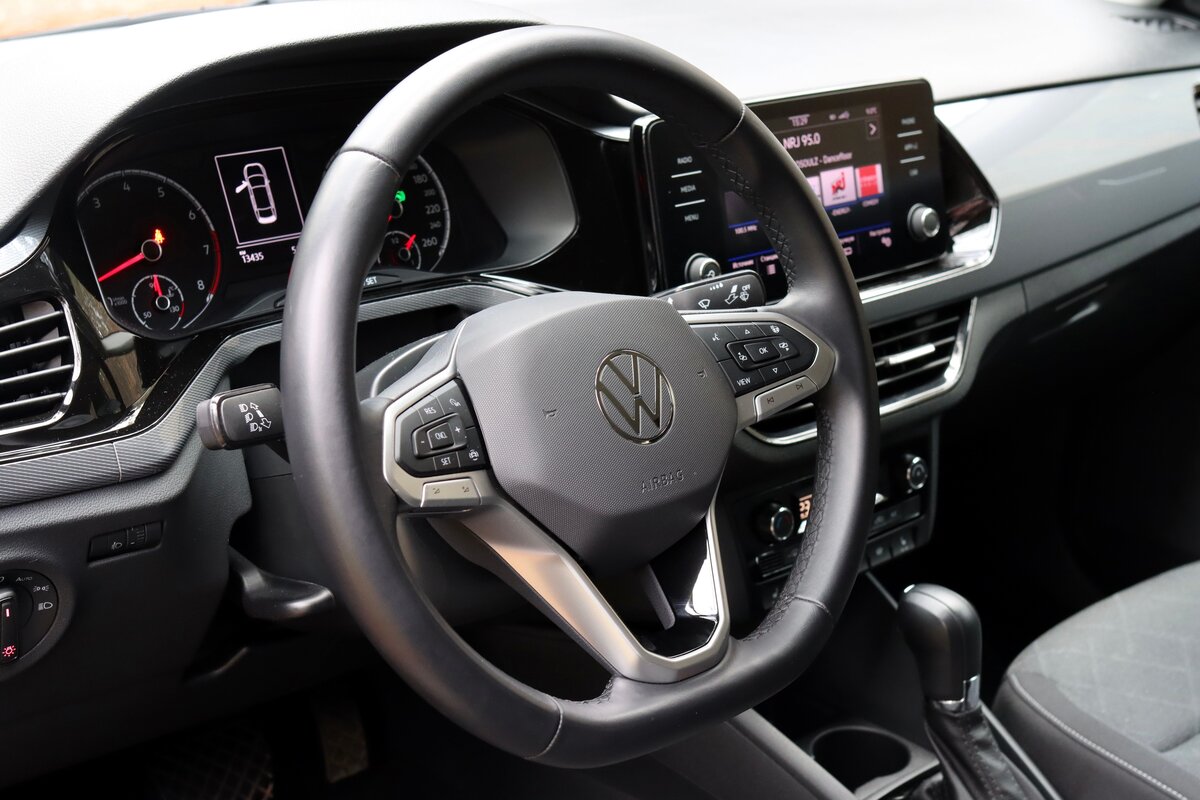2020 Volkswagen Polo VI, серый, 1485000 рублей - вид 34