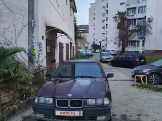 1993 BMW 3 серии 318i III (E36), красный, 100000 рублей, вид 1
