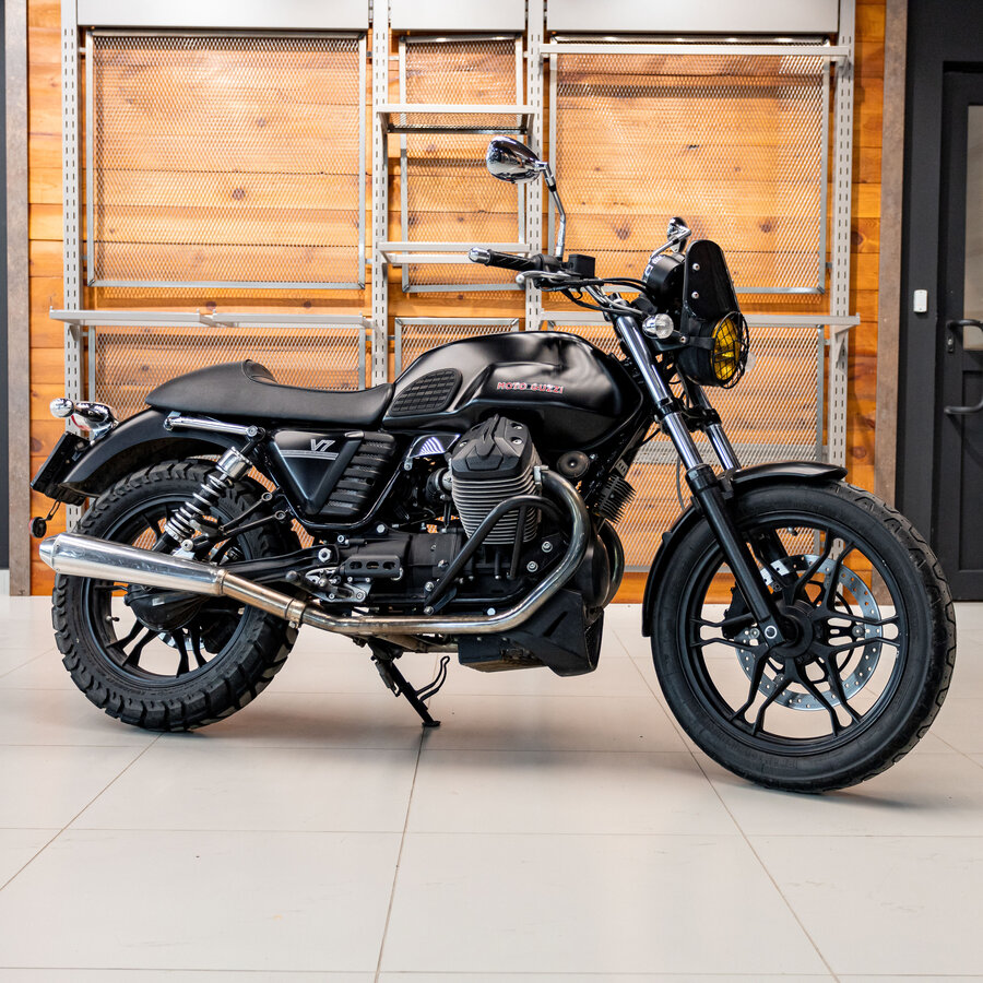 Moto Guzzi V 7