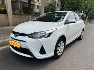 2021 Toyota Yaris L XP150 Рестайлинг, белый, 1209999 рублей, вид 1