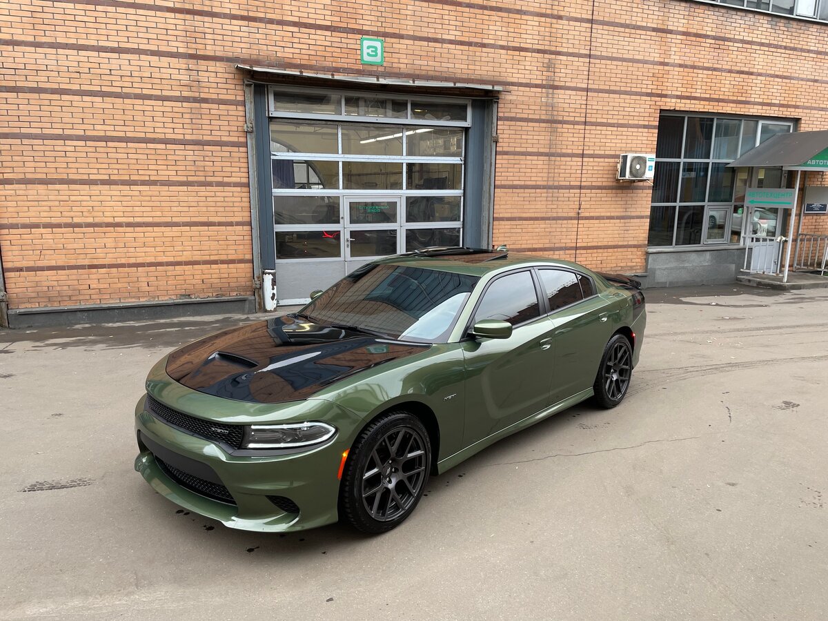 2018 Dodge Charger R__T VI (LD) Рестайлинг, зелёный, 3600000 рублей - вид 4