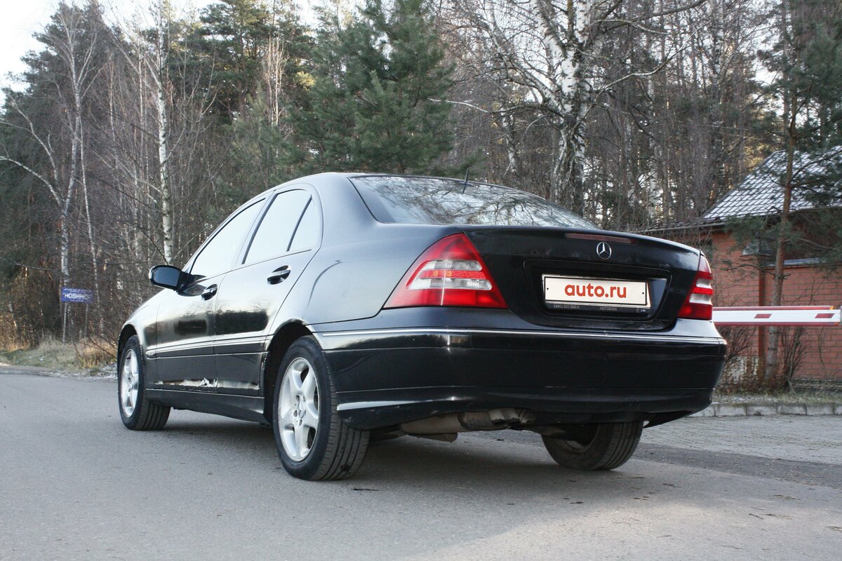 2002 Mercedes-Benz C-Класс 180 II (W203), чёрный - вид 16