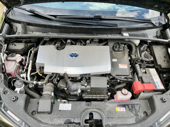 2021 Toyota Prius IV Рестайлинг (XW50), чёрный, 2100000 рублей - вид 14