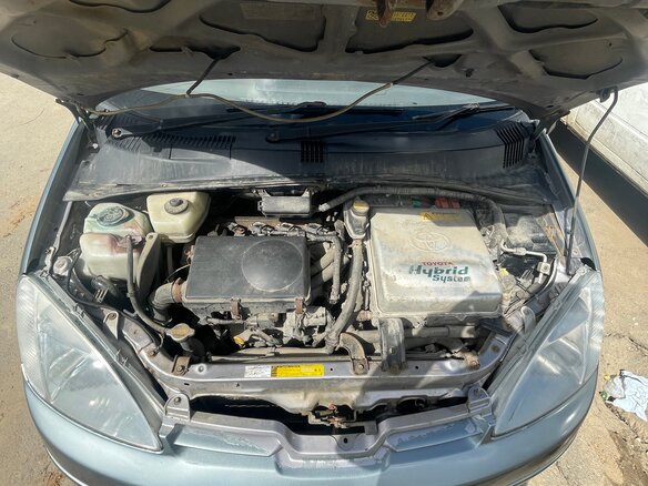 1998 Toyota Prius I (XW10), серый, 250000 рублей - вид 11