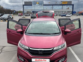 2018 Honda Fit III Рестайлинг, красный, 1200000 рублей, вид 2