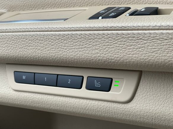 2012 BMW 7 серии 740Li xDrive V (F01/F02/F04) Рестайлинг, белый - вид 20
