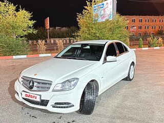 2012 Mercedes-Benz C-Класс 200 III (W204) Рестайлинг, белый, 1400000 рублей, вид 1