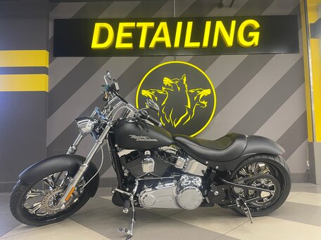 2008 Harley-Davidson Softail Custom, чёрный, 1800000 рублей, вид 1