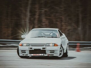 1991 Nissan Skyline GT-R VIII (R32), белый, 2500000 рублей, вид 1