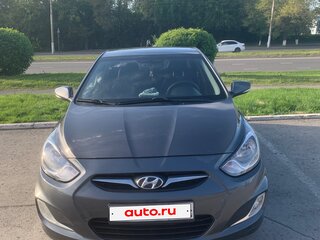 2011 Hyundai Accent IV, серый, 750000 рублей, вид 1