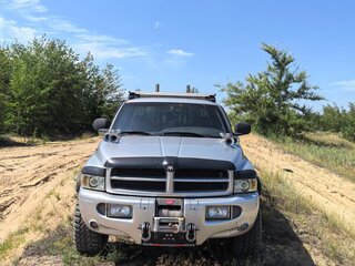 2000 Dodge RAM Club Cab II (BR/BE), серебристый, 2500000 рублей, вид 1