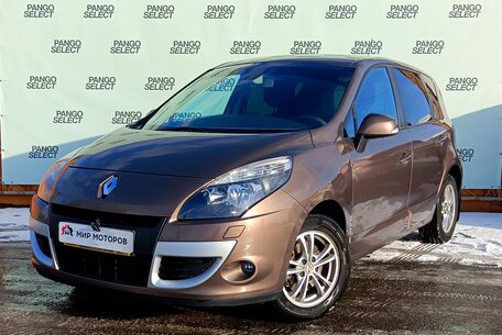 Купить Renault Scenic с пробегом по цене от 425 000 рублей в Миассе - более  12 Рено Сценик б/у на Авто.ру