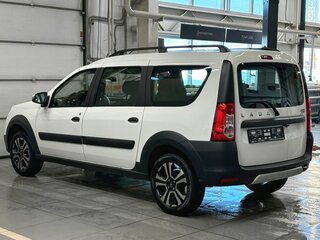 2024 Lada (ВАЗ) Largus Cross I Рестайлинг, белый, 2020000 рублей, вид 1