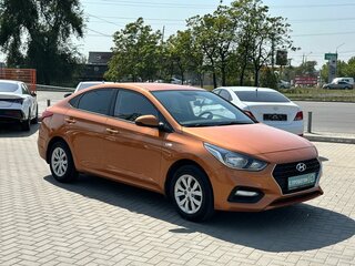 2018 Hyundai Solaris II, оранжевый, 1399900 рублей, вид 1