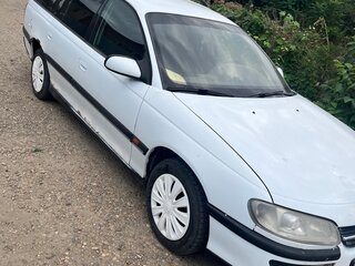 1998 Opel Omega B, белый, 250000 рублей, вид 1