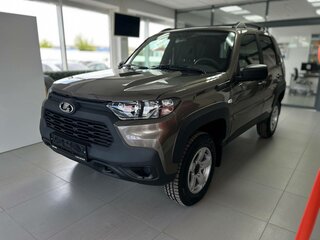 2025 Lada (ВАЗ) Niva I Рестайлинг (Travel), коричневый, 1448000 рублей, вид 1