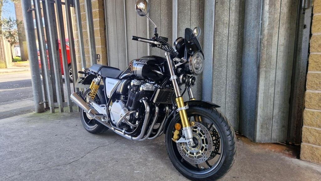 Honda CB1100