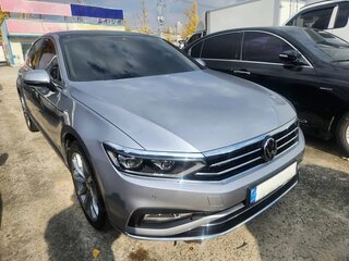 2022 Volkswagen Passat B8 Рестайлинг, серебристый, 2000000 рублей, вид 1