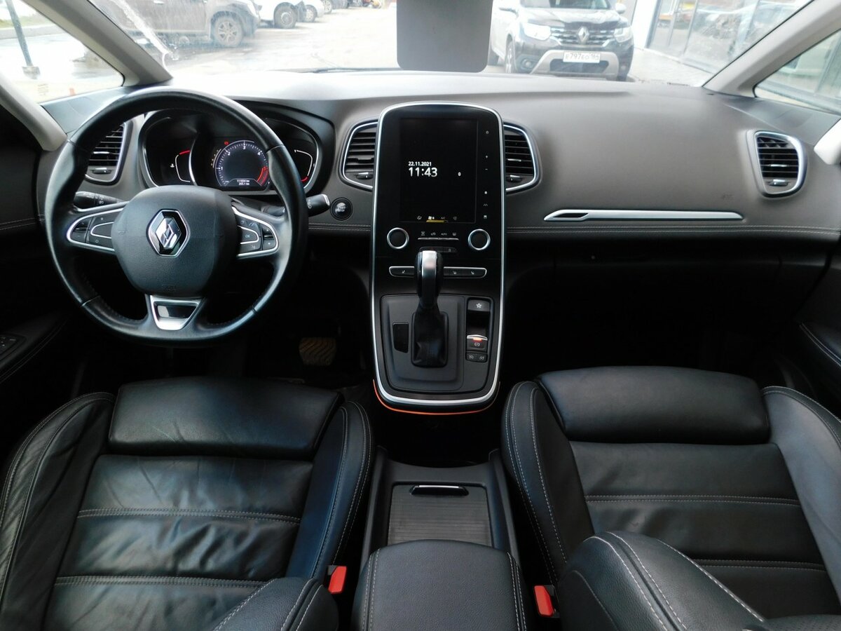 2017 Renault Scenic Grand IV, коричневый, 1600000 рублей - вид 9