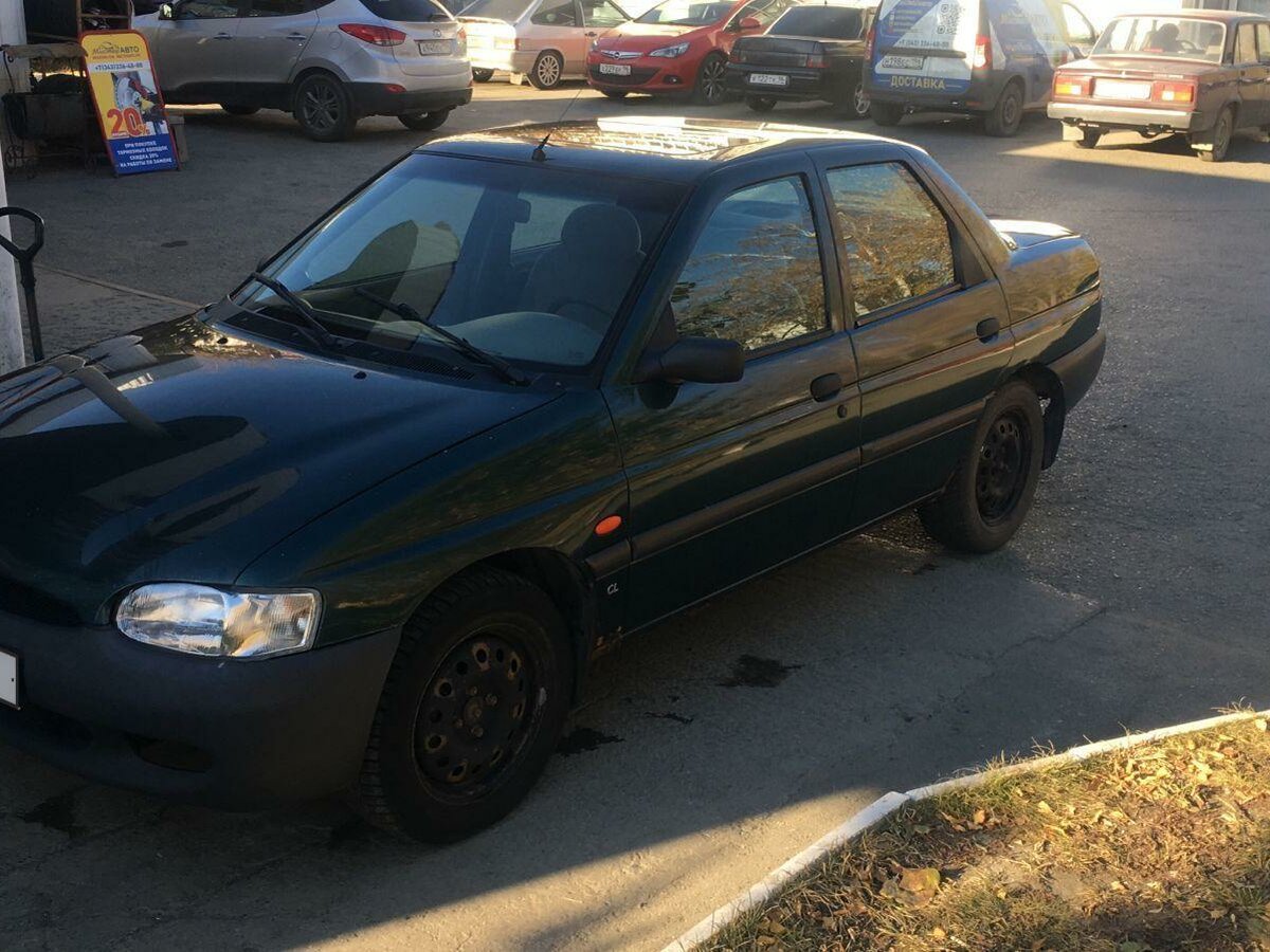 Ford Escort 1998