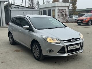 2015 Ford Focus III, серебристый, 525000 рублей, вид 1