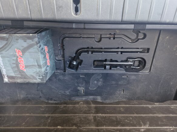 2008 Toyota Prius II Рестайлинг (XW20), чёрный, 750000 рублей - вид 27