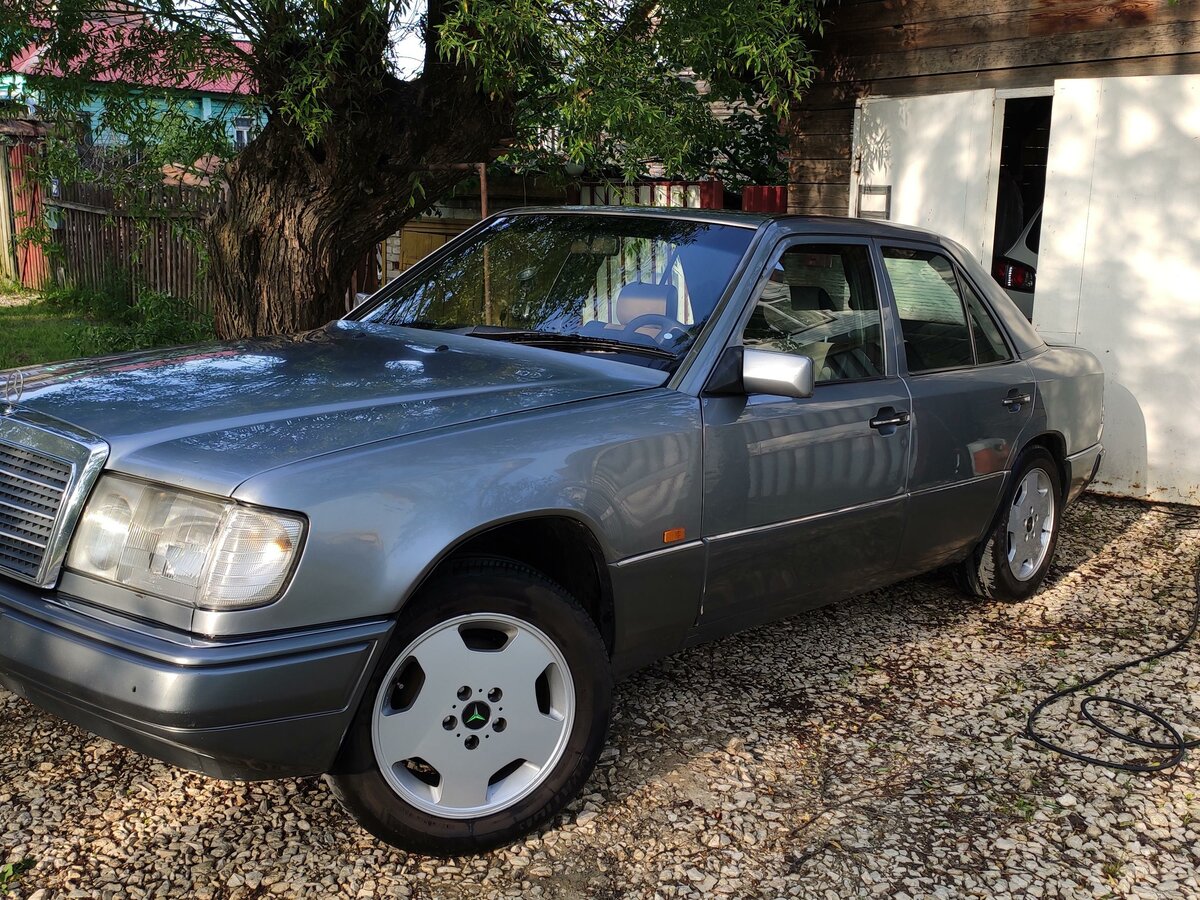 Купить б/у Mercedes-Benz W124 1984-1993 250 2.5d MT (126 л.с.) дизель ...