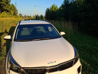 2022 Kia Rio X IV Рестайлинг, белый, 1749000 рублей, вид 1