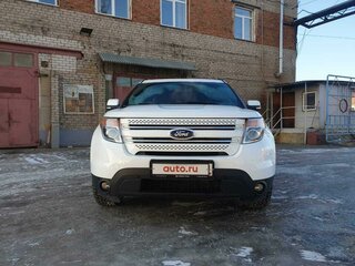 2014 Ford Explorer V, белый, 2100000 рублей, вид 1
