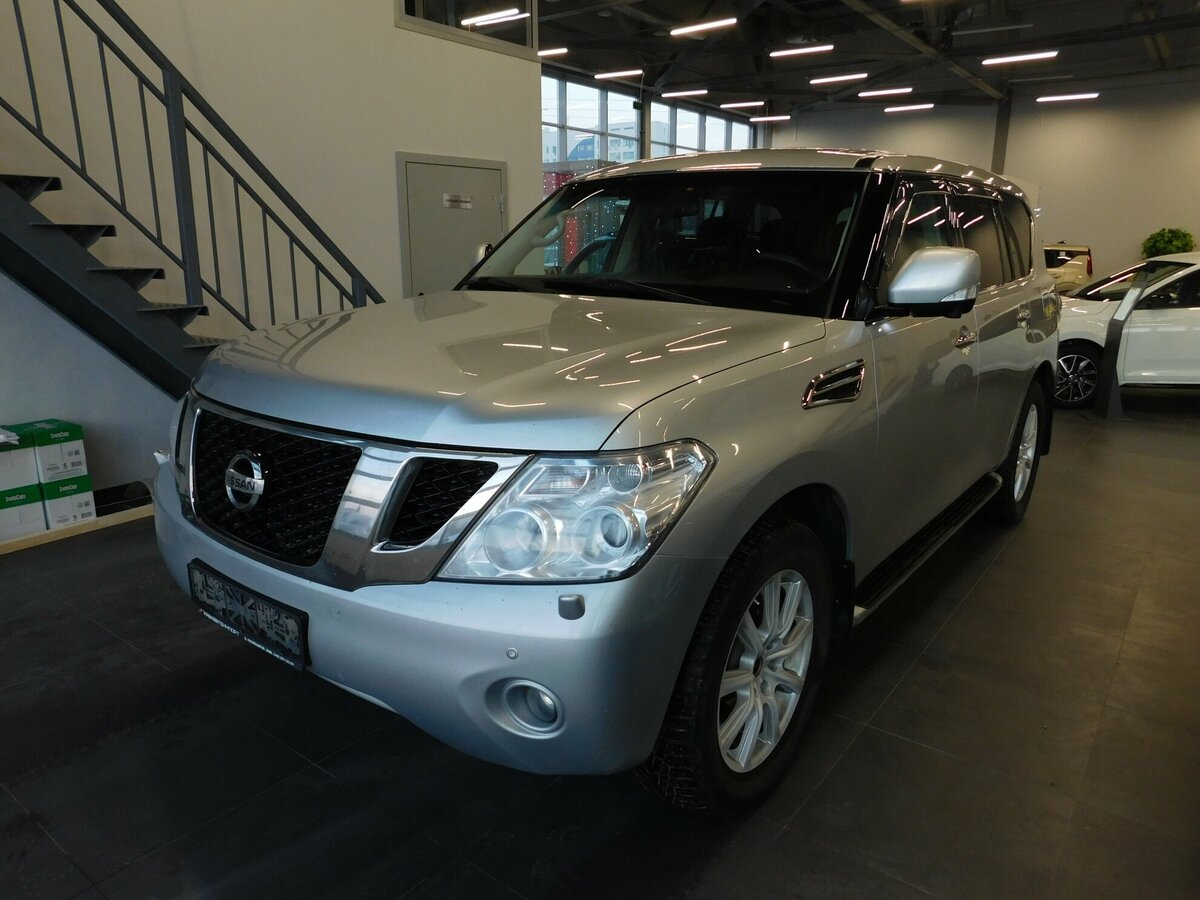 Nissan Patrol 2012