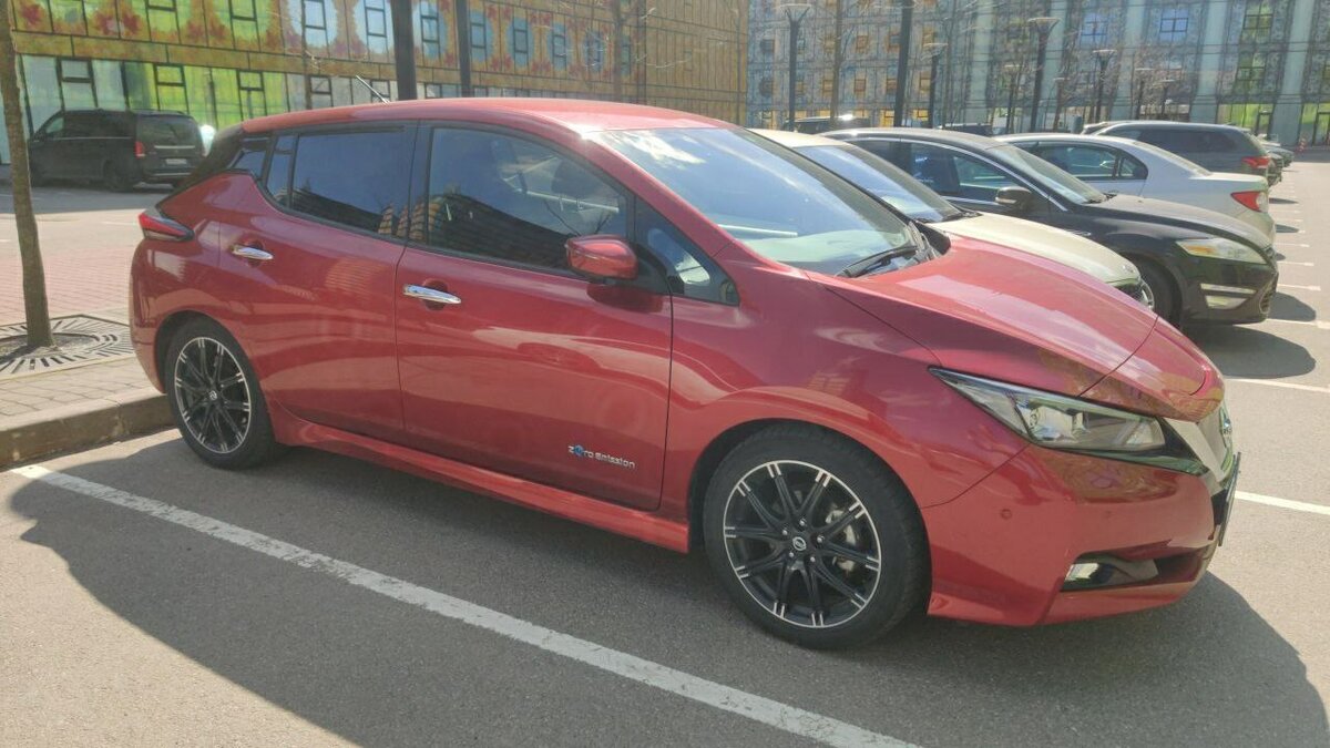 Nissan leaf ii ze1