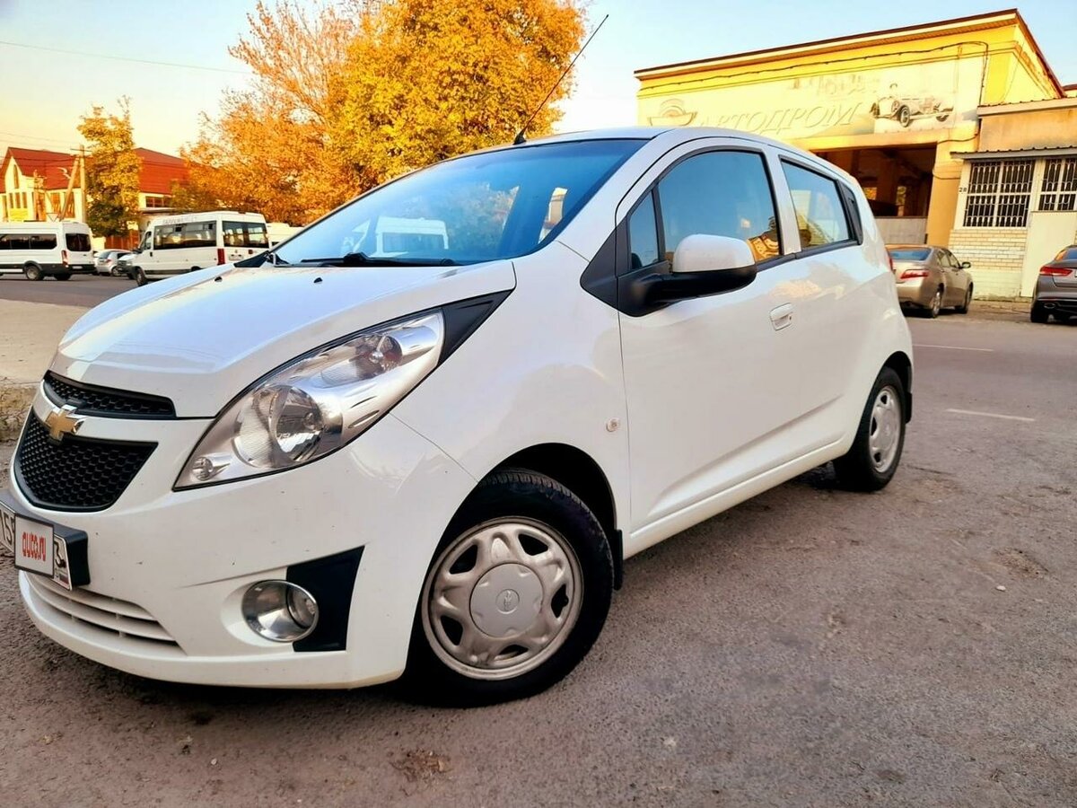 Chevrolet Spark 2013 Р±РµР»С‹Р№