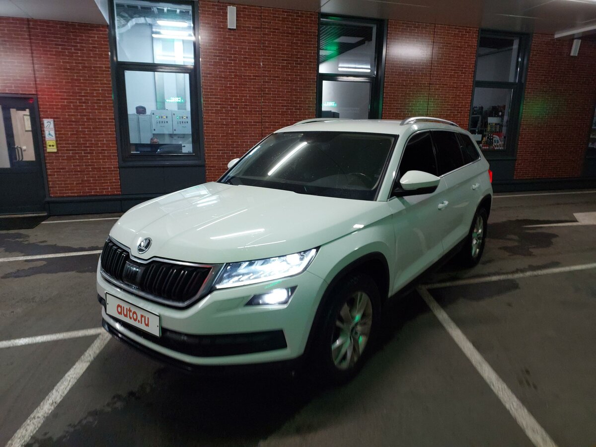 Купить б/у Skoda Kodiaq I 1.4 AMT (150 л.с.) 4WD бензин робот в Туле ...