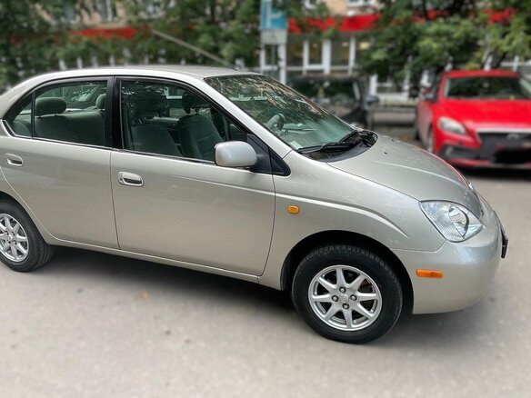 2001 Toyota Prius I Рестайлинг (XW10), золотистый, 750000 рублей - вид 6
