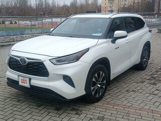 2020 Toyota Highlander IV (XU70), белый, 4700000 рублей, вид 1