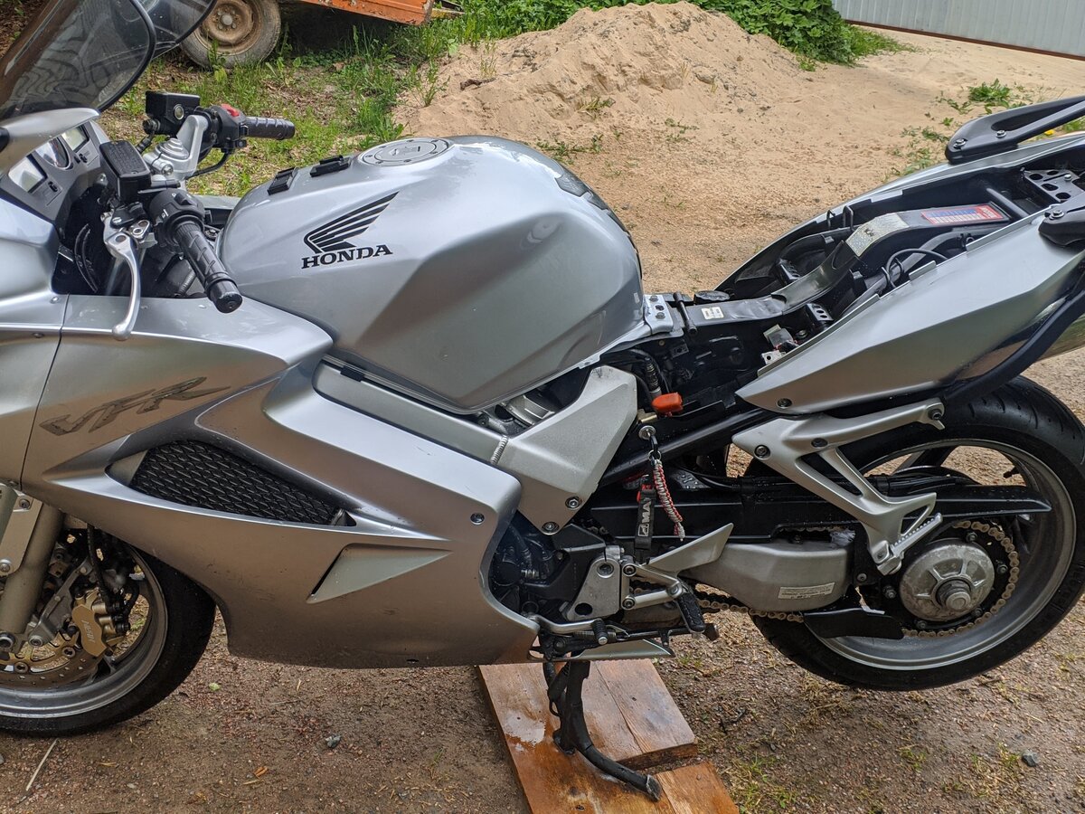 Honda VFR 2005