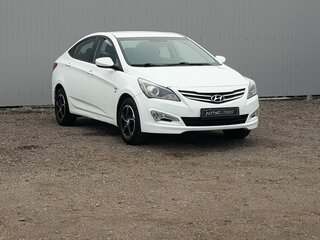 2016 Hyundai Solaris I Рестайлинг, белый, 875000 рублей, вид 1