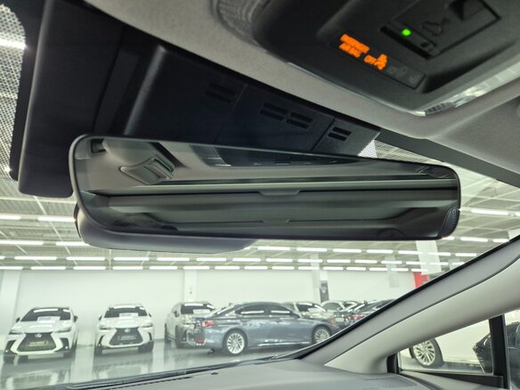 2025 Toyota Prius V (XW60), серый, 3769099 рублей - вид 14