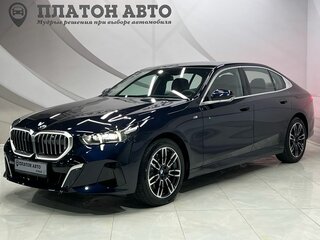2025 BMW 5 серии Long 530Li xDrive VIII (G60/G61/G68), синий, 8199000 рублей, вид 1