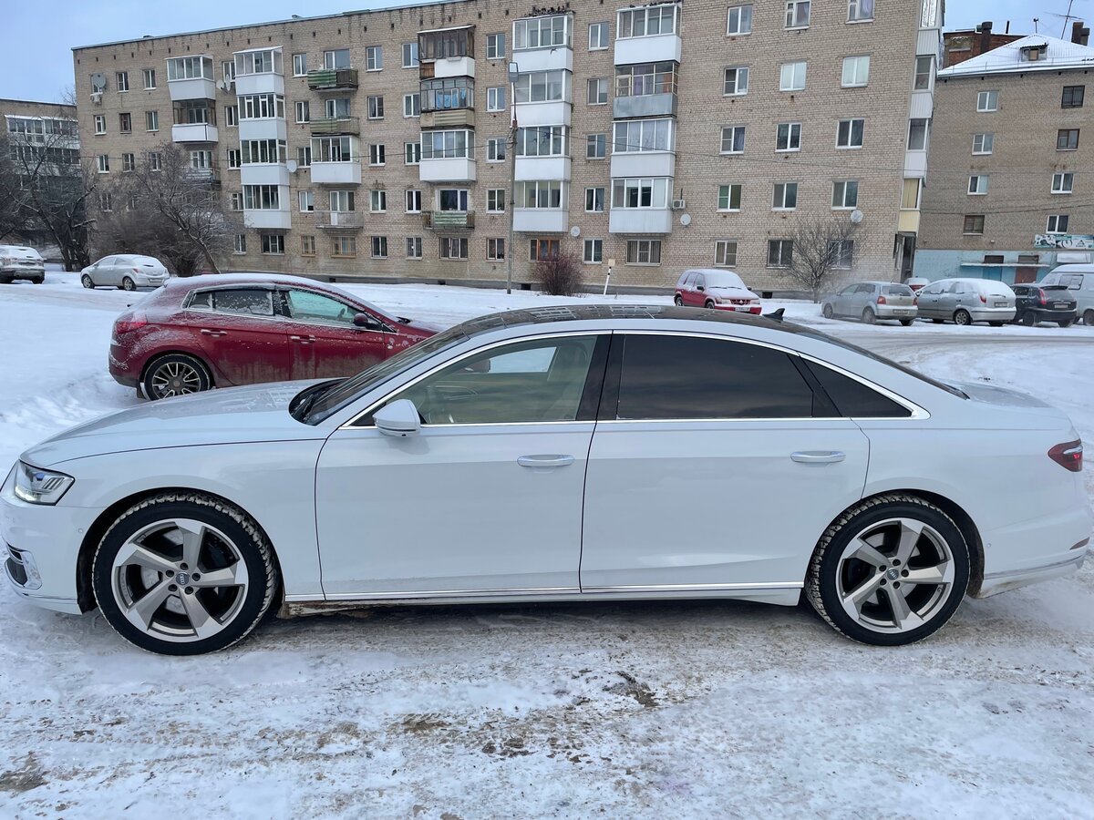 2018 Audi A8 Long 60 TFSI IV (D5), белый, 8000000 рублей - вид 9