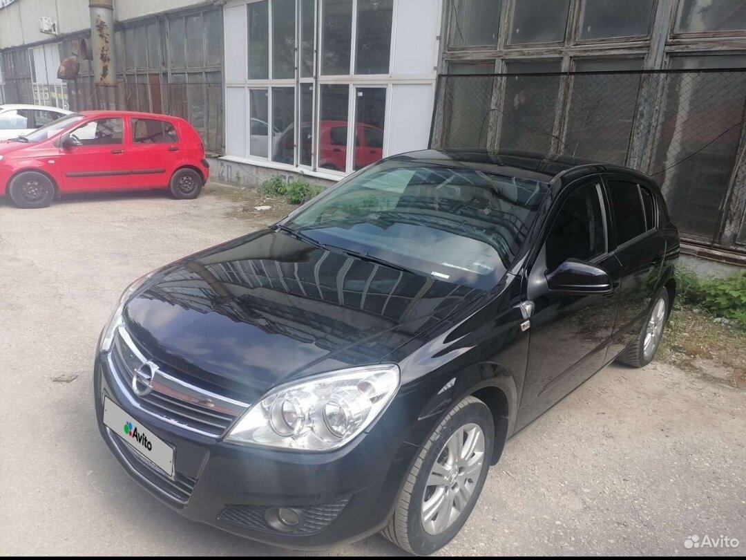 Купить б/у Opel Astra H Рестайлинг 1.8 AT (140 л.с.) бензин автомат в ...