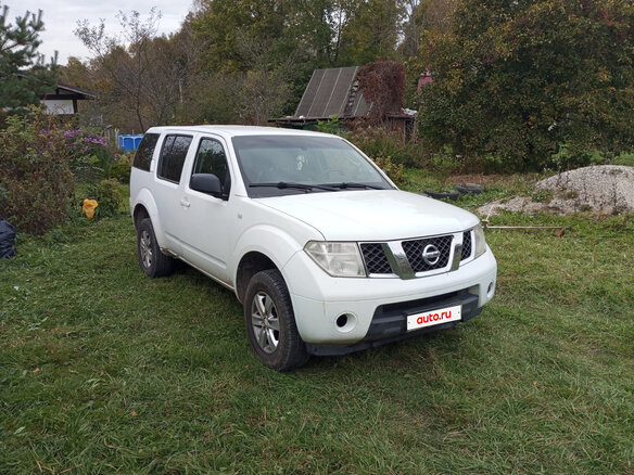 2008 Nissan Pathfinder III, белый, 1050000 рублей - вид 4