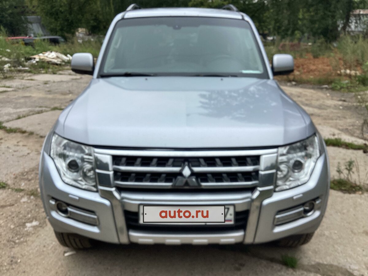 Купить б/у Mitsubishi Pajero IV Рестайлинг 1 3.0 AT (178 л.с.) 4WD ...