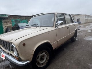 1975 Lada (ВАЗ) 2101 21011, бежевый, 70000 рублей, вид 1