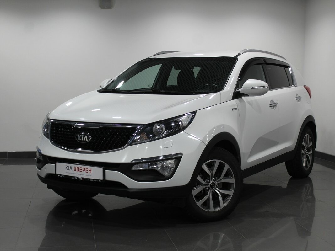 Kia белый паркетник