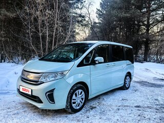 2017 Honda Stepwgn V Рестайлинг, зелёный, 1700000 рублей, вид 1