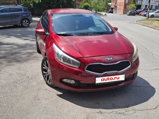 2015 Kia Ceed II, красный, 750000 рублей, вид 1